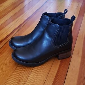 Eastland Jasmine Boots